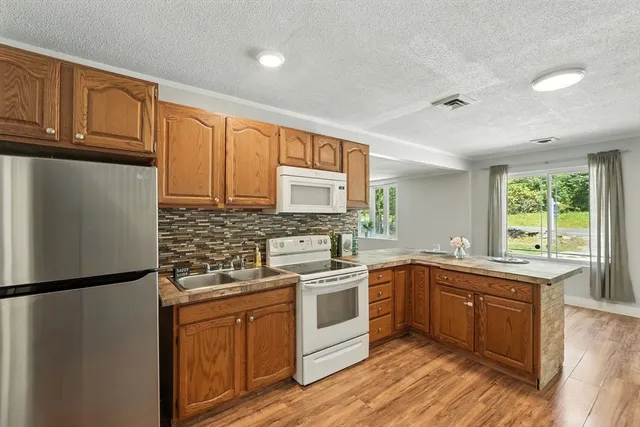 $430,000 | 83 Main Road, Montgomery, MA 01085