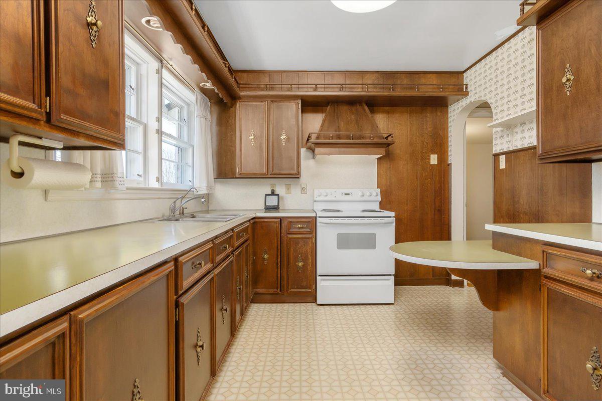 20007 Landis Road Hagerstown, MD 21740 - Photo 11 of 51 Kitchen