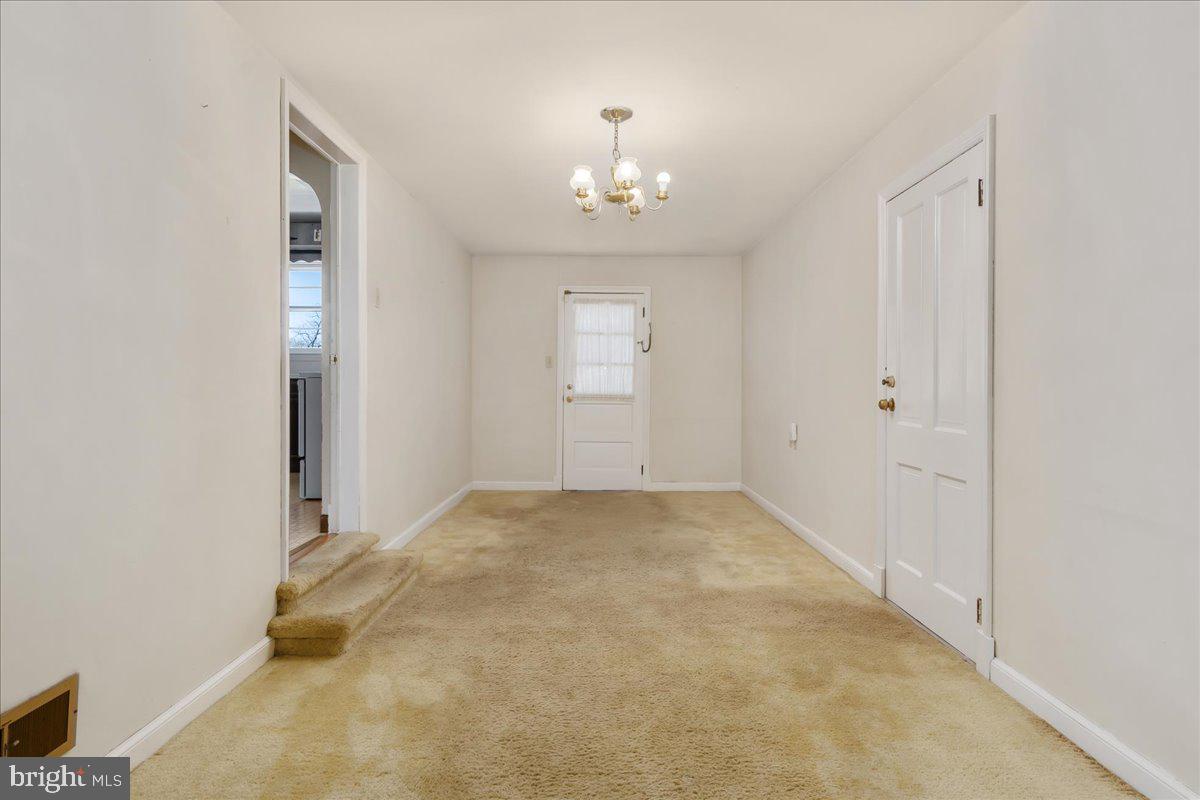 20007 Landis Road Hagerstown, MD 21740 - Photo 26 of 51 Den