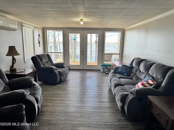 $430,000 | 3240 Highway 569, Ferriday, LA 71334