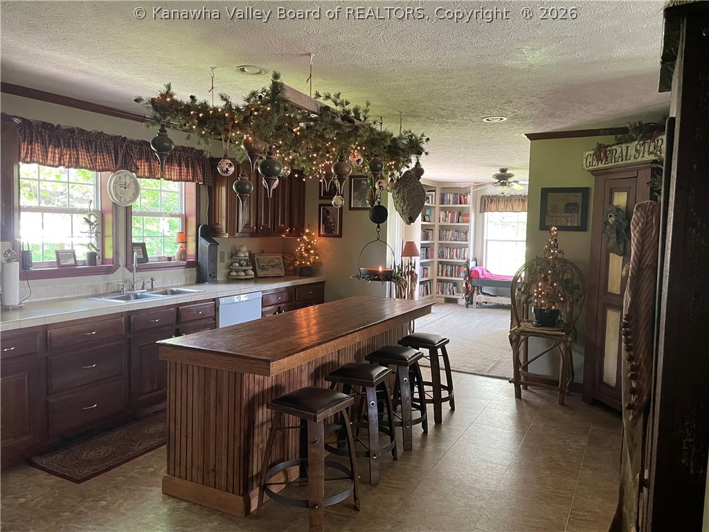 26 Ridgeview Acrs Le Roy, WV 25252 - Photo 3 of 50 Gallery Image 3