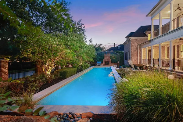 $3,500,000 | 30 East Bay Boulevard, The Woodlands, TX 77380