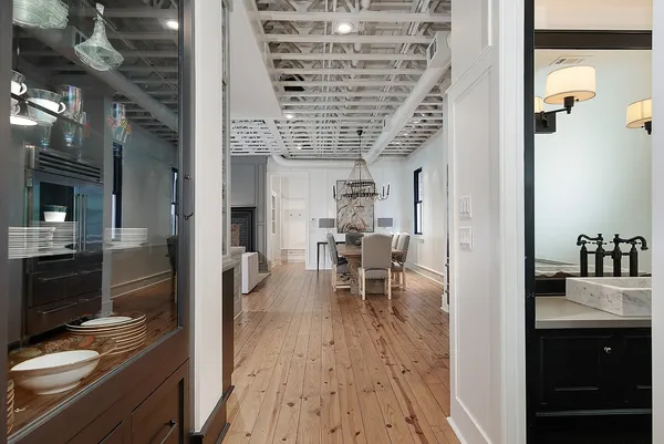 $3,500,000 | 30 East Bay Boulevard, The Woodlands, TX 77380