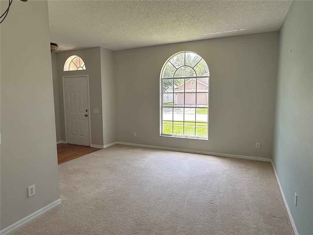12521 Sparkleberry Road Tampa, FL 33626 - Photo 4 of 41
