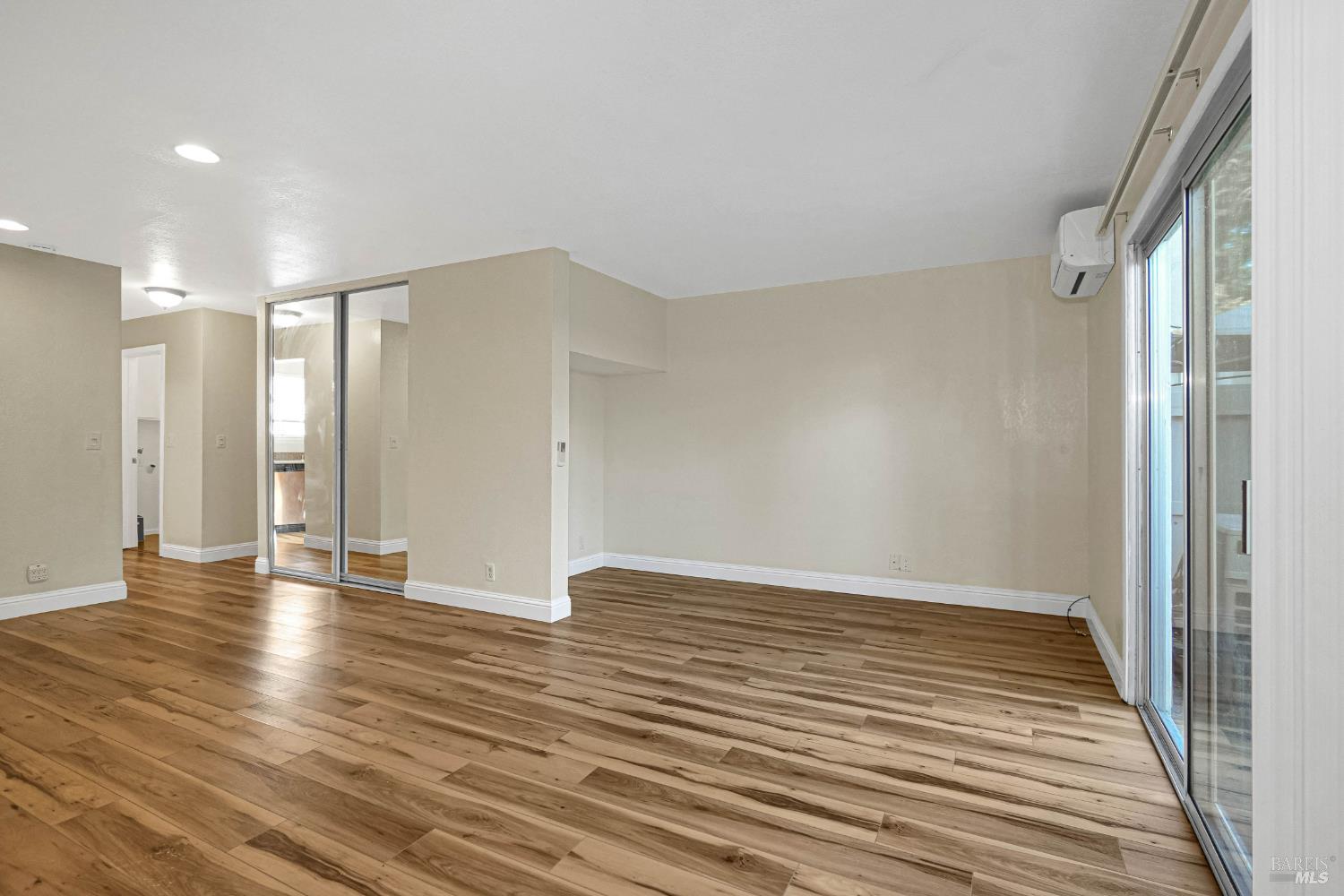 900 Southampton Road, Unit 24 Benicia, CA 94510 - Photo 26 of 52