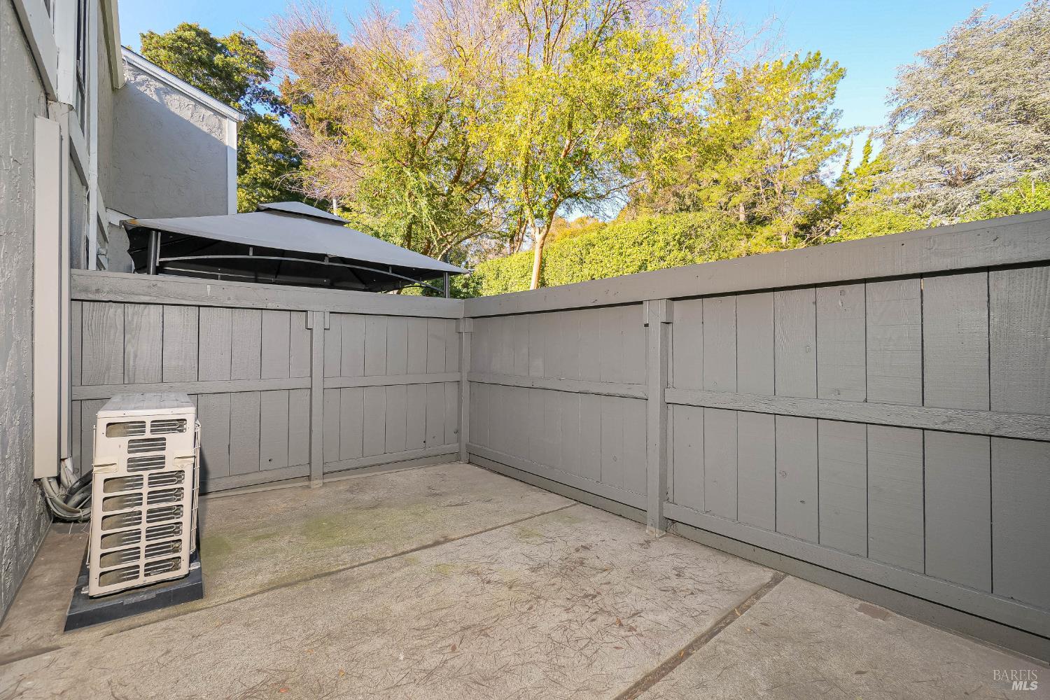 900 Southampton Road, Unit 24 Benicia, CA 94510 - Photo 41 of 52