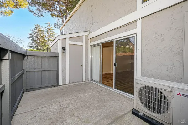 $399,900 | 900 Southampton Road, Unit 24, Benicia, CA 94510