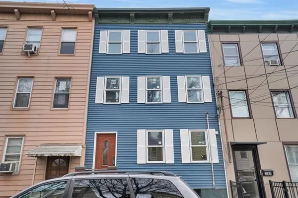 $2,600 | 395 1st Street, Unit 1, Jersey City, NJ 07302