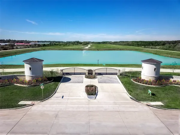$450,000 | 20719 Tealpointe Ridge Lane, Tomball, TX 77377
