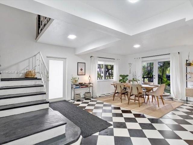 600 Surfside Boulevard Surfside, FL 33154 - Photo 4 of 31 a living room with furniture and view of dining room