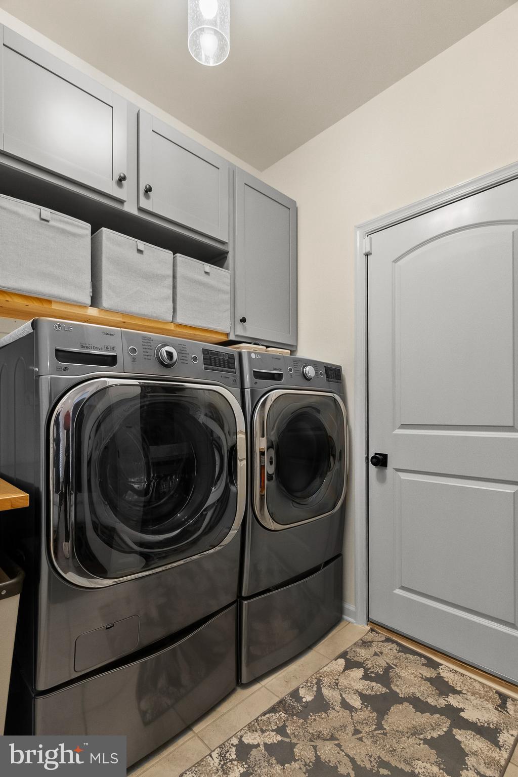 407 Sun Boulevard Bear, DE 19701 - Photo 16 of 69 a utility room with dryer and washer
