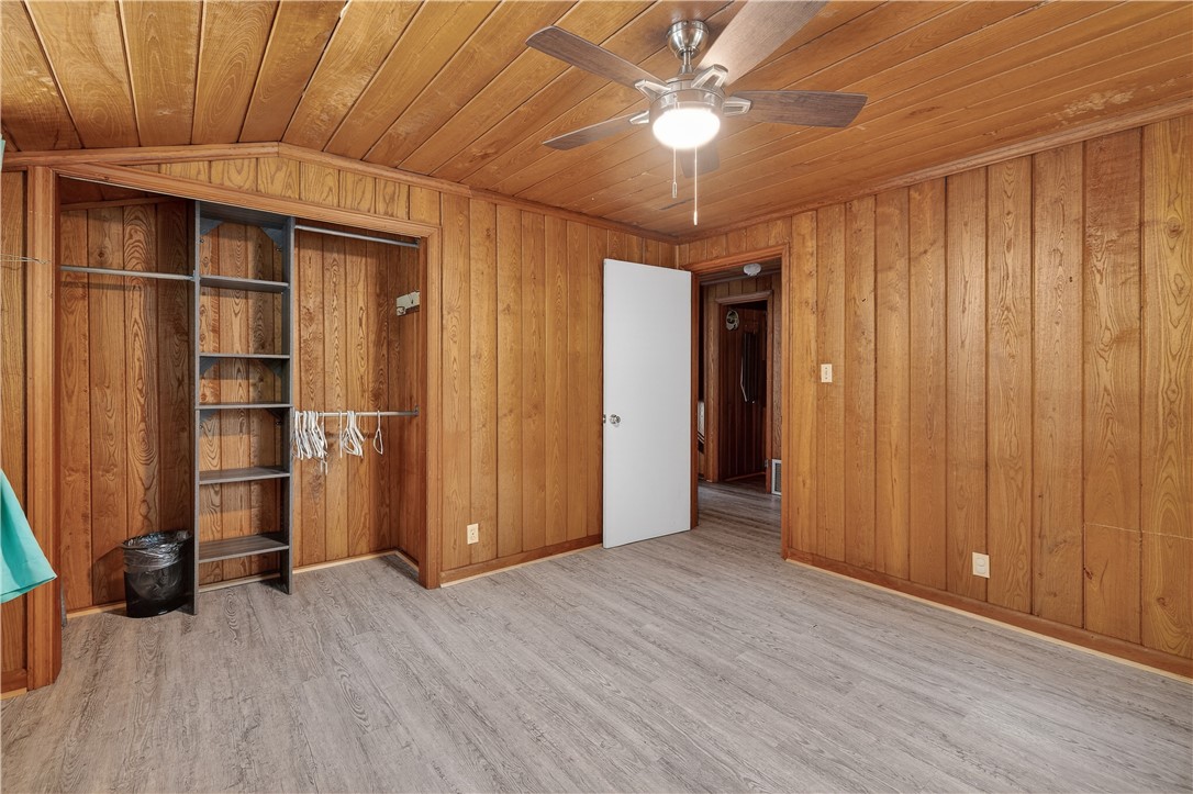 1601 Walnut Avenue Brunswick, GA 31520 - Photo 22 of 26 Upstairs bedroom #3
