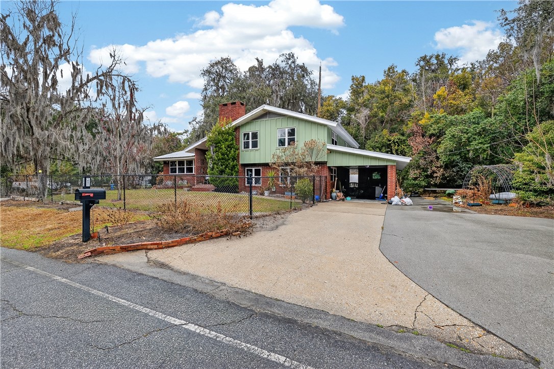 1601 Walnut Avenue Brunswick, GA 31520 - Photo 26 of 26 Driveway and carport with room for several vehicles, boat, rv, trailer, etc.