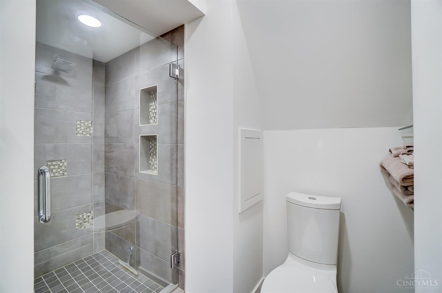6859 Five Mile Road Cincinnati, OH 45230 - Photo 26 of 50 Gallery Image 26