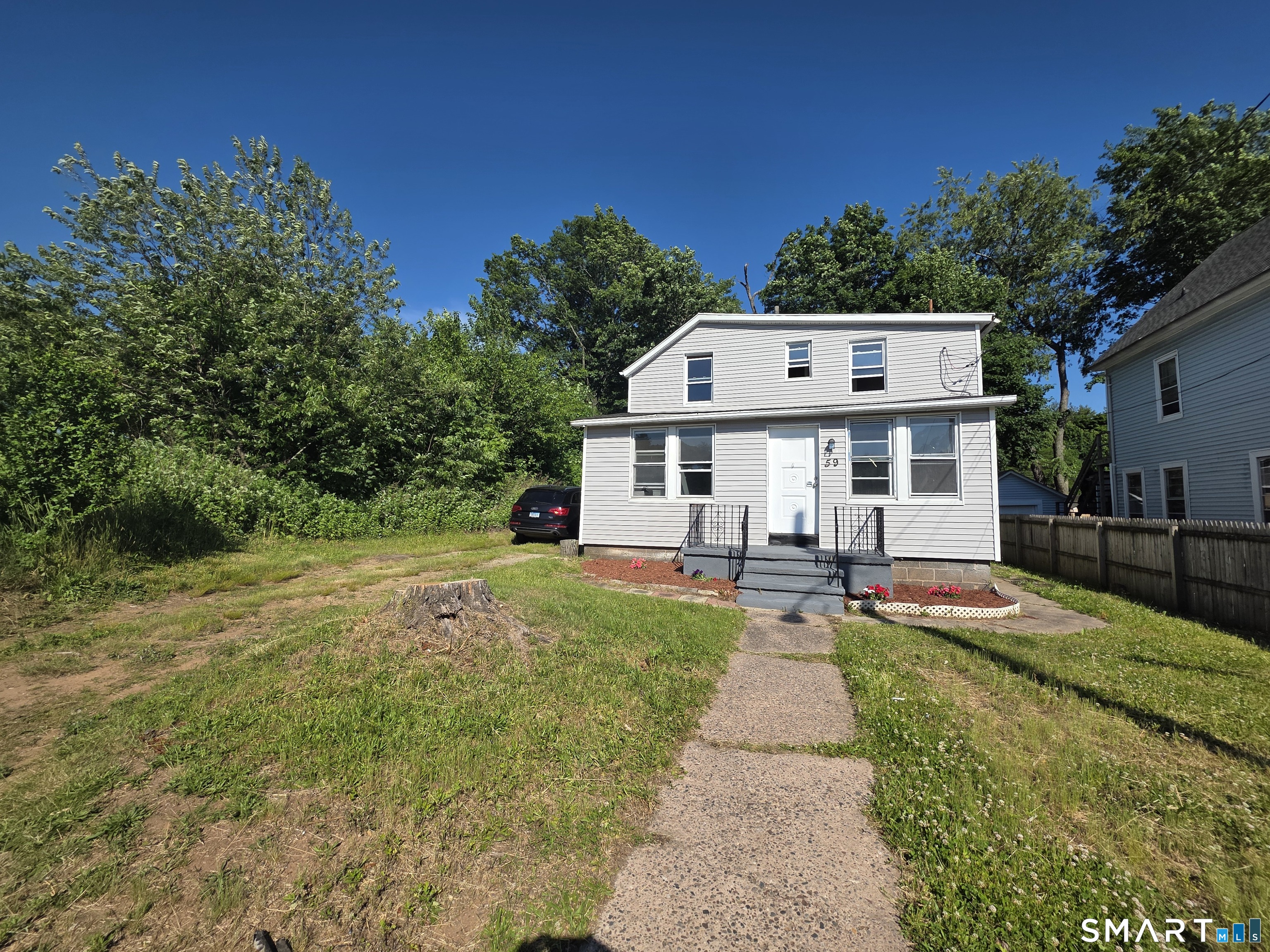 59 Victor Street Hamden, CT 06514 - Photo 2 of 18