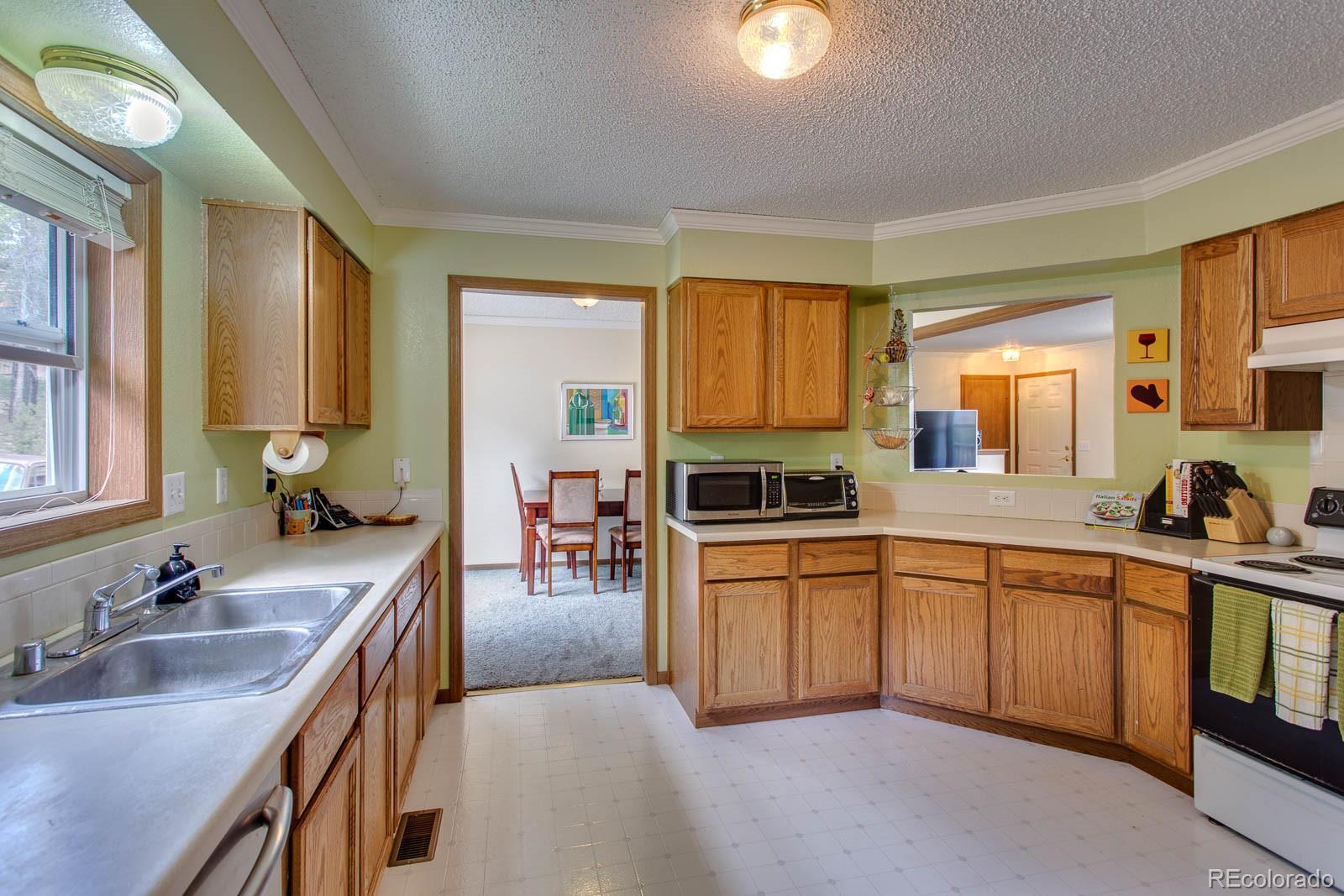 255 Divide View Drive Golden, CO 80403 - Photo 12 of 31