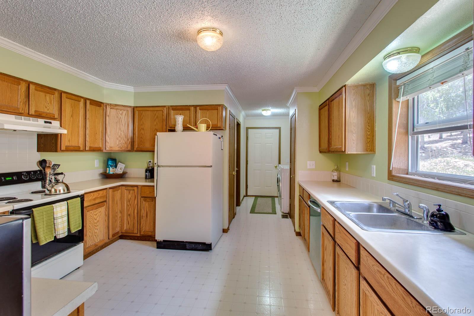 255 Divide View Drive Golden, CO 80403 - Photo 14 of 31