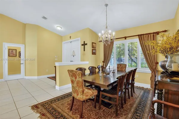 $1,450,000 | 6462 Southwest 93rd Place, Miami, FL 33173