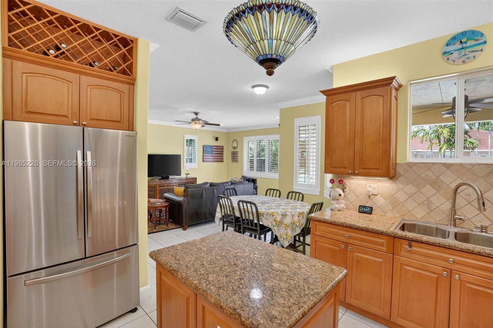 6462 Southwest 93rd Place Miami, FL 33173 - Photo 16 of 55
