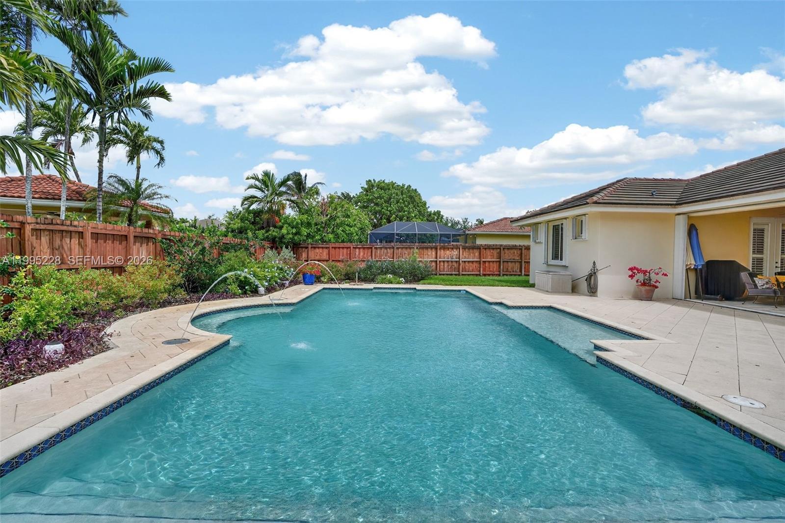 6462 Southwest 93rd Place Miami, FL 33173 - Photo 43 of 55