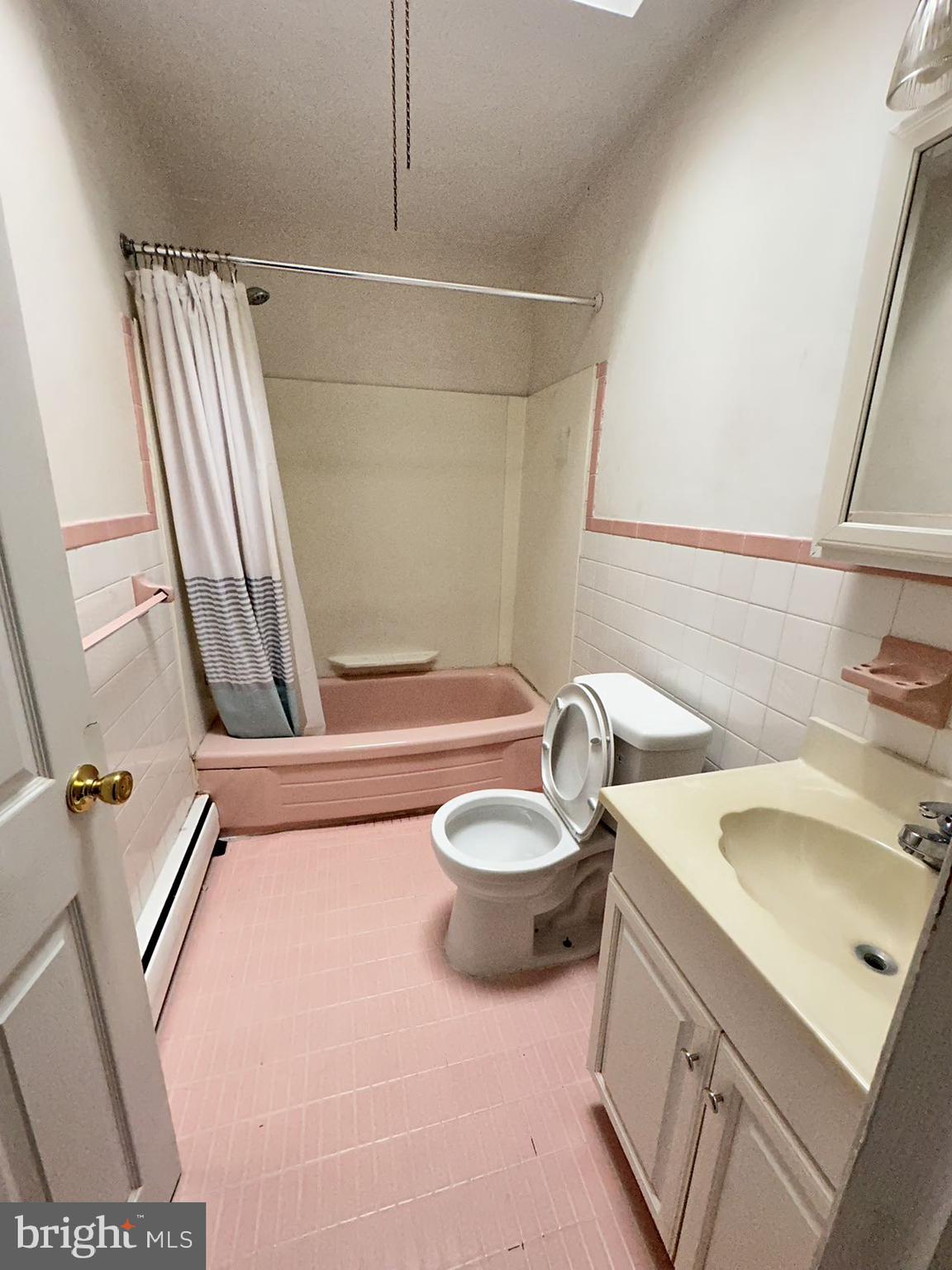 3823 Salina Road Philadelphia, PA 19154 - Photo 13 of 17 Gallery Image 13