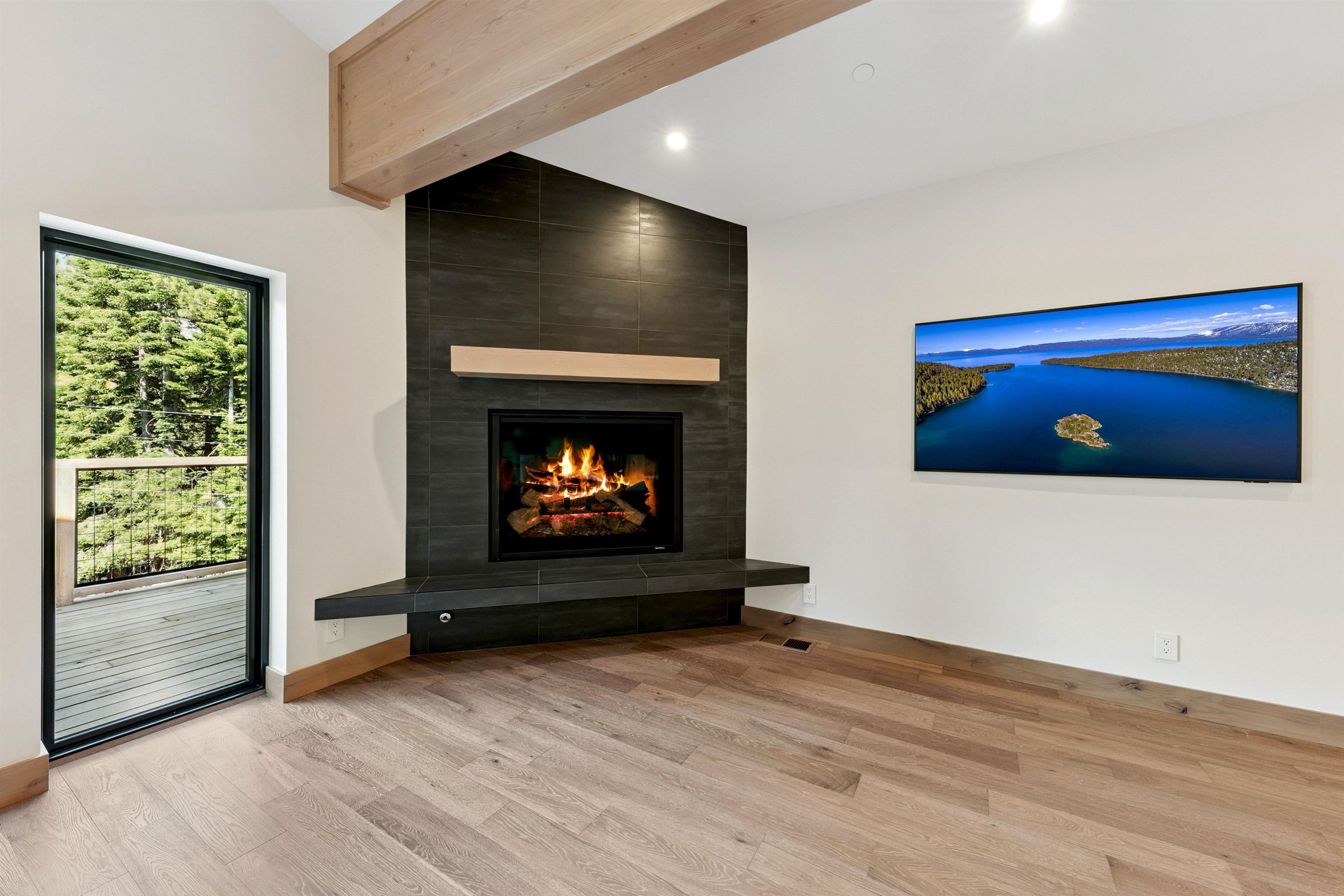 11514 Kitzbuhel Road Truckee, CA 96161 - Photo 7 of 28