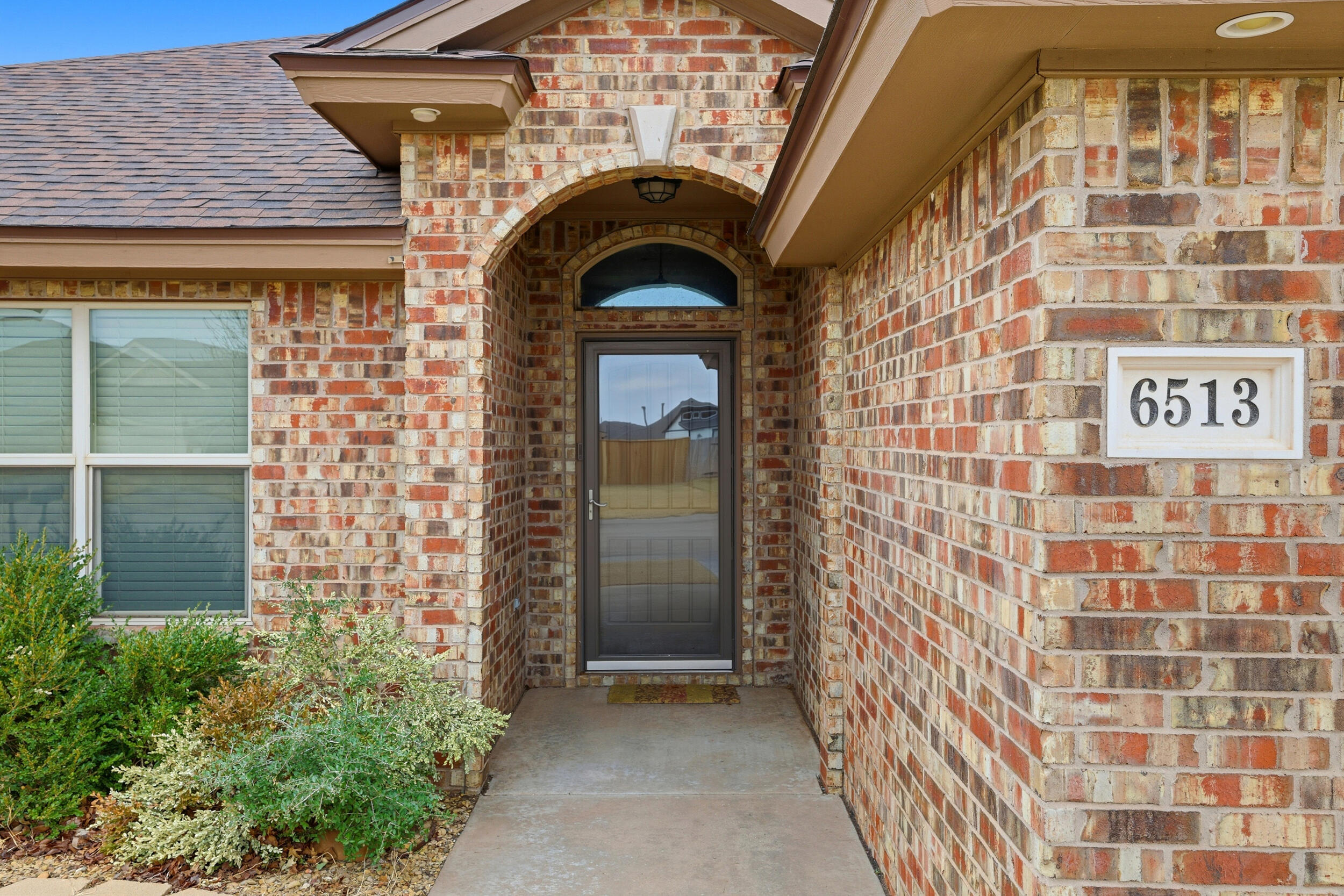 6513 72nd Street Lubbock, TX 79424 - Photo 5 of 31 4_img_9015_dxo