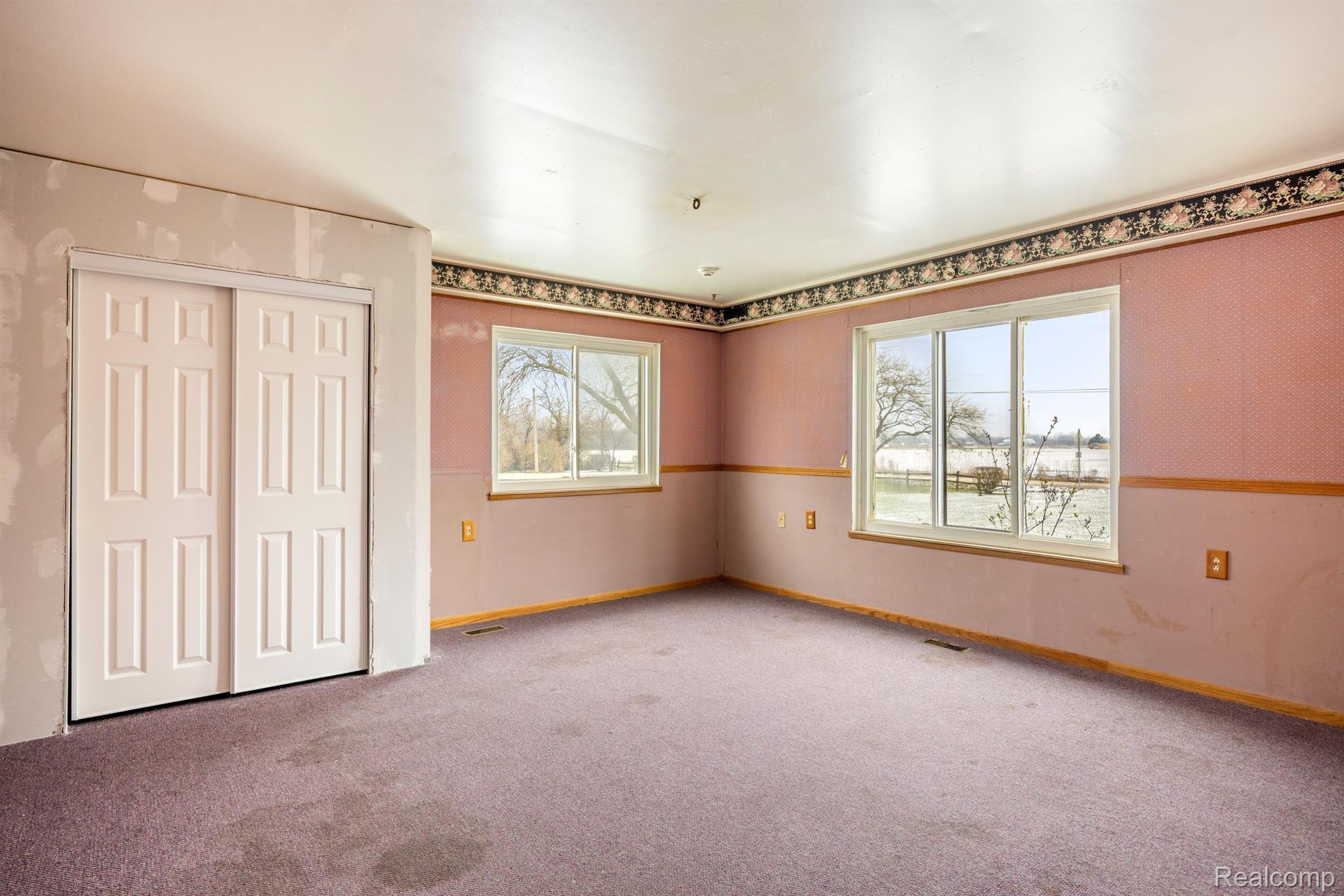 15505 Hoeft Road Belleville, MI 48111 - Photo 9 of 21 Gallery Image 9