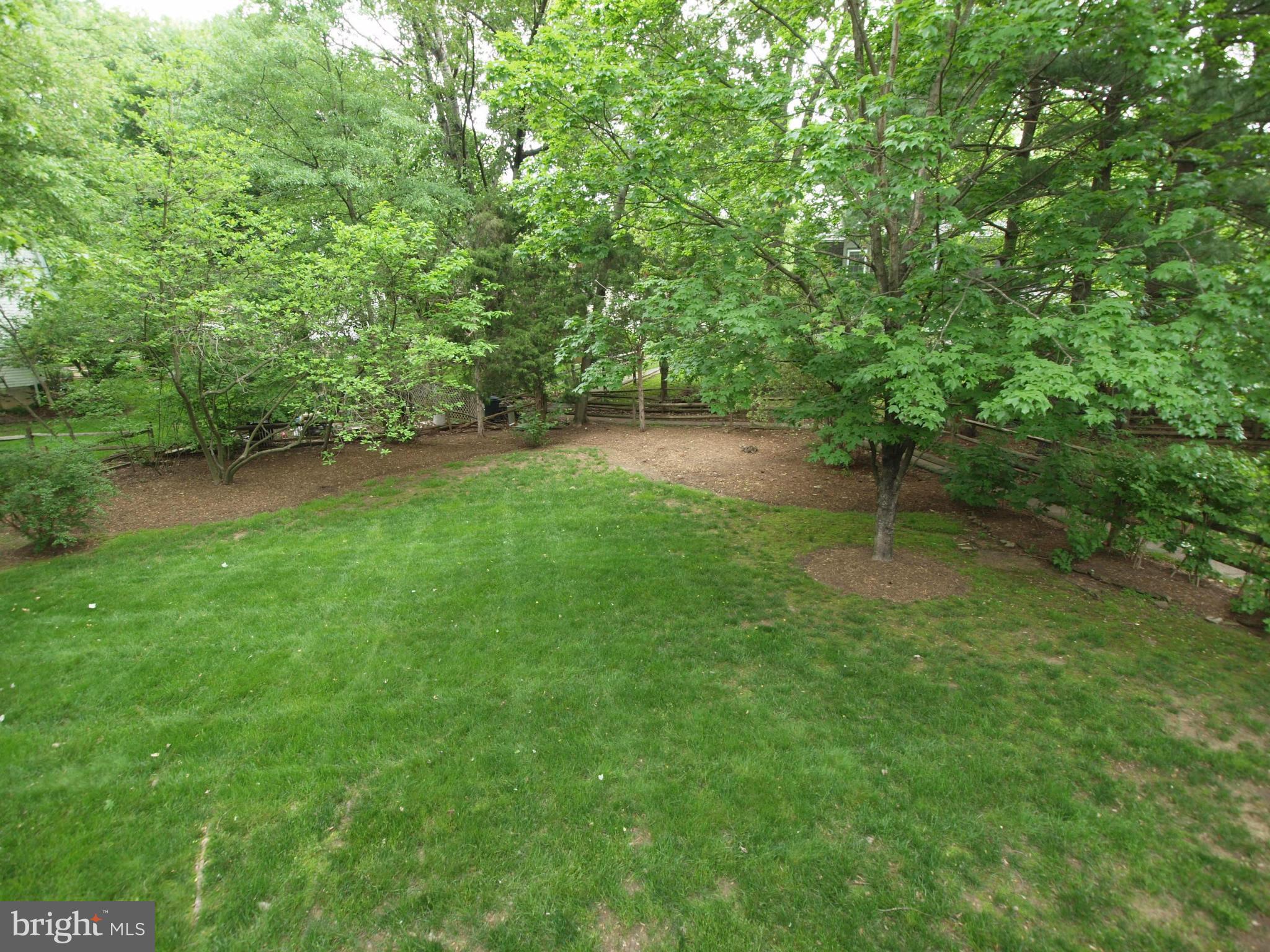 9906 Manet Road Burke, VA 22015 - Photo 27 of 30 Private, Spacious Back Yard