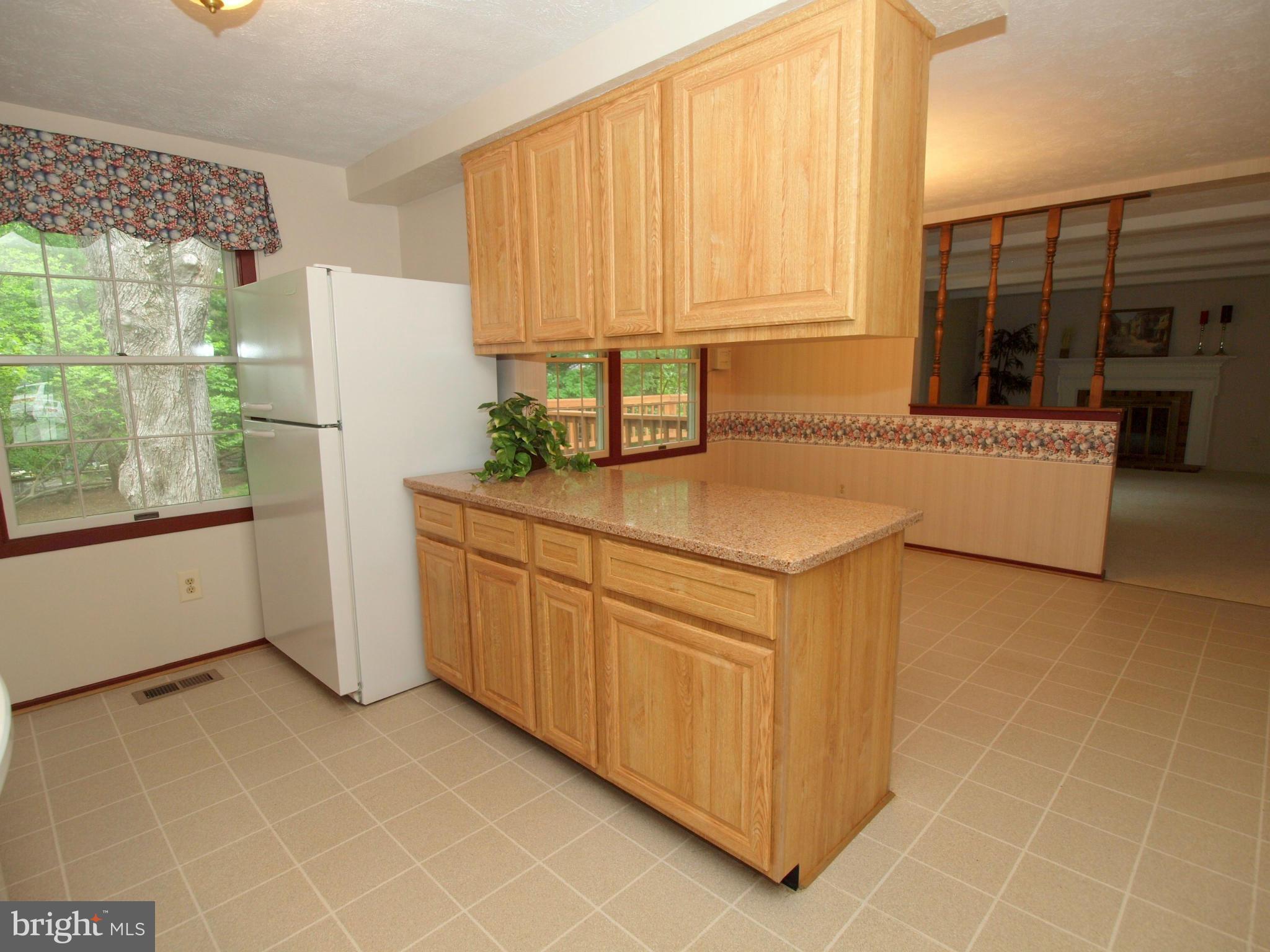 9906 Manet Road Burke, VA 22015 - Photo 8 of 30 Kitchen Opens to Breakfast / Family Room