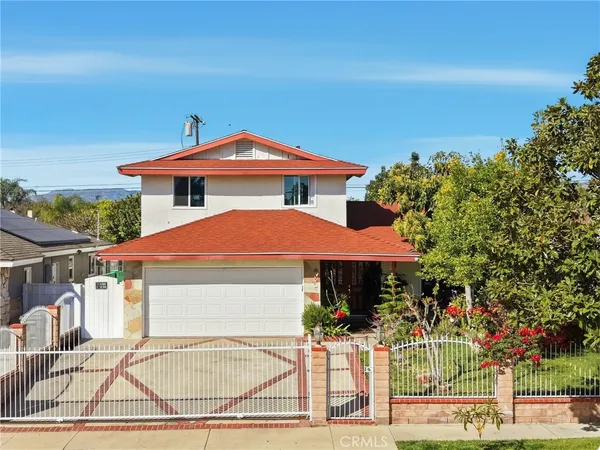 $899,900 | 13435 Chase Street, Arleta, CA 91331