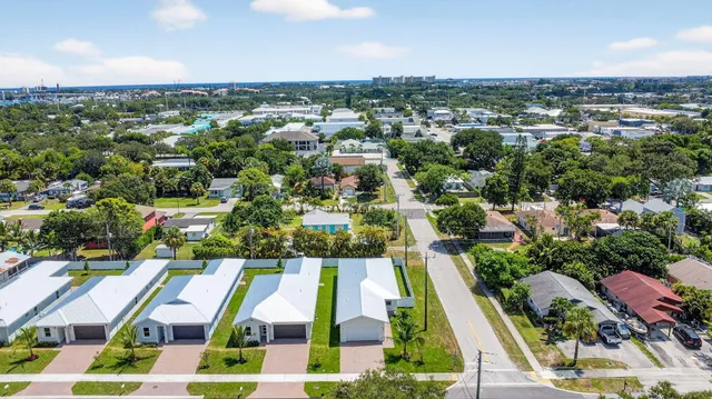 $749,000 | 601 North Loxahatchee Drive, Jupiter, FL 33458