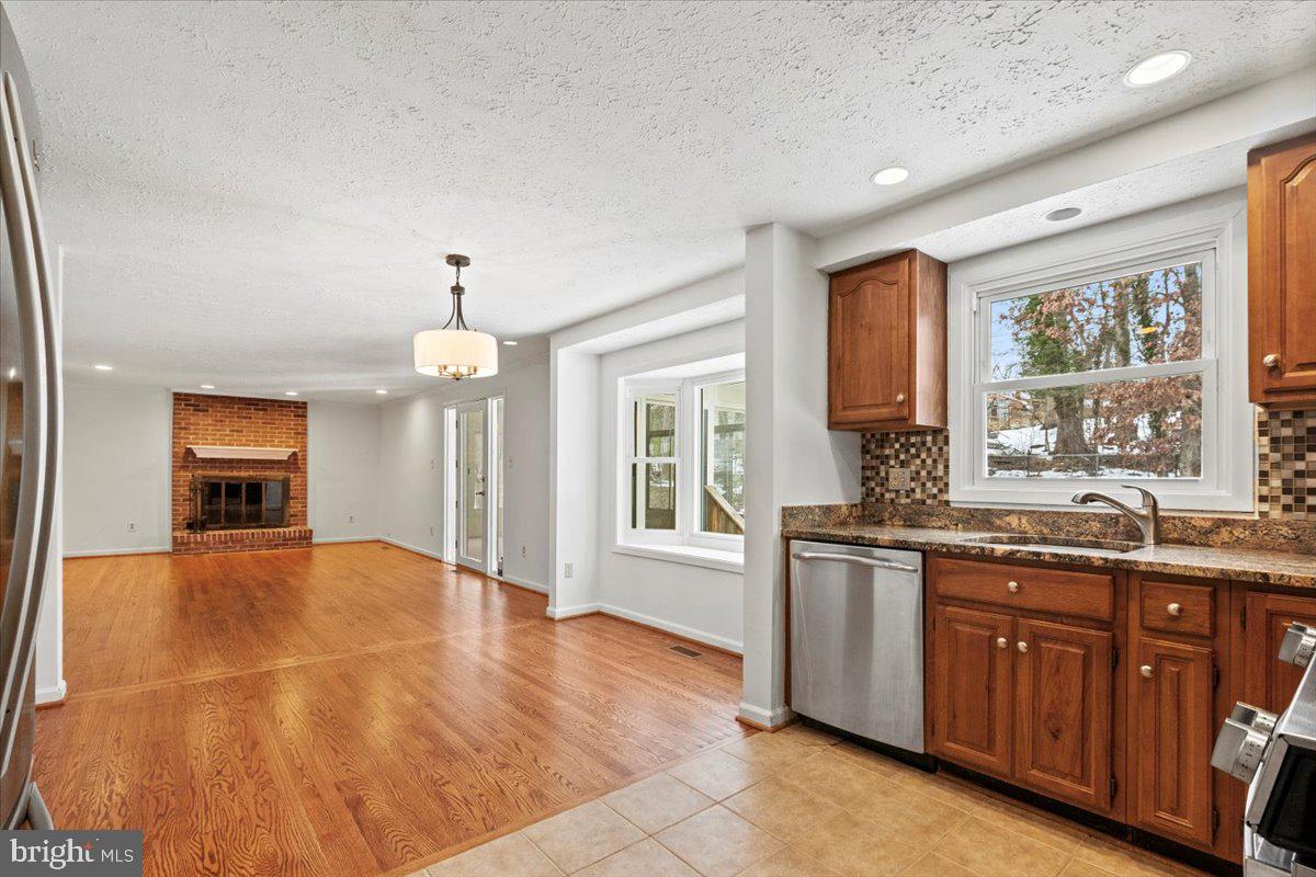 5711 Heming Avenue Springfield, VA 22151 - Photo 16 of 55