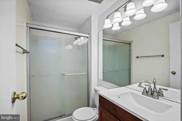 $850,000 | 5711 Heming Avenue, Springfield, VA 22151