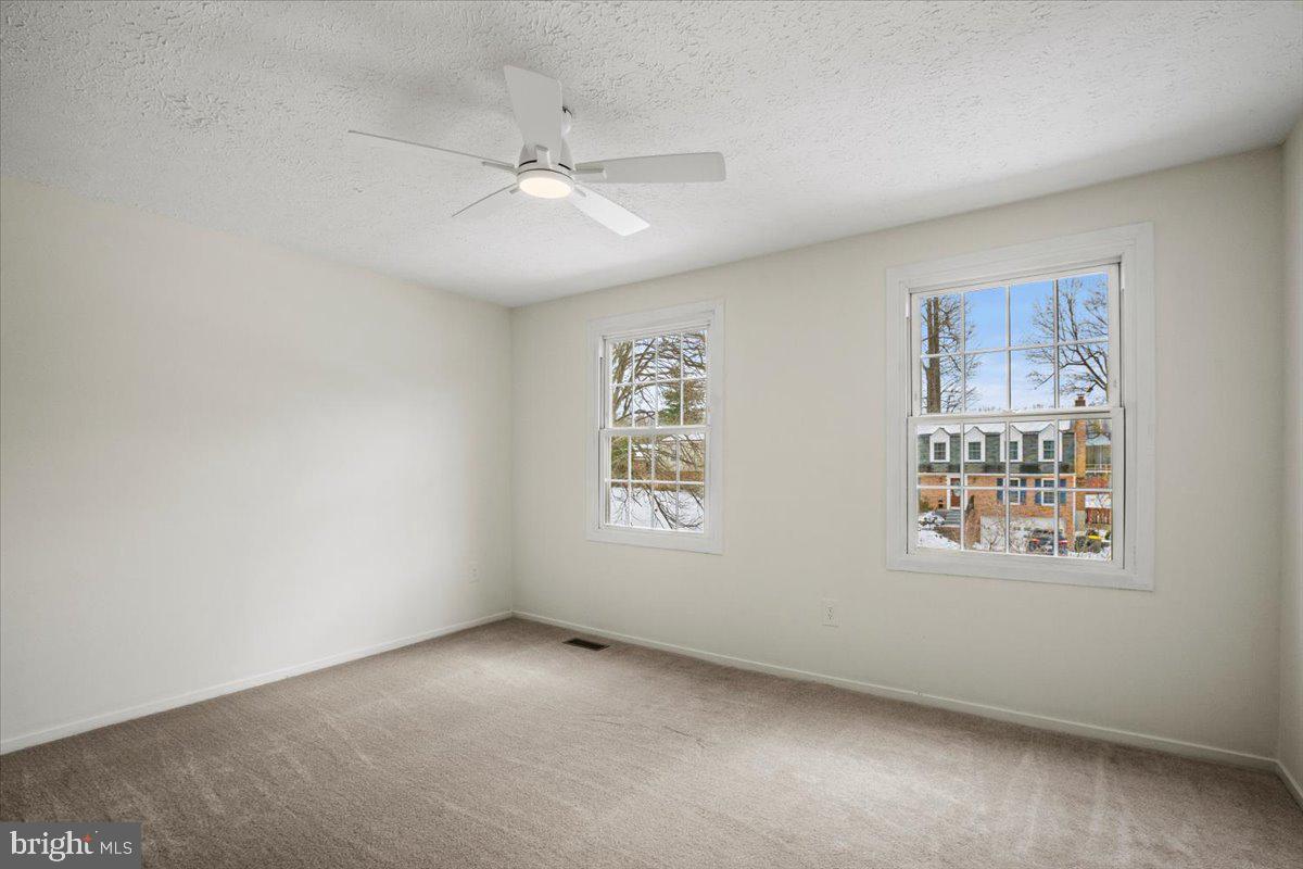 5711 Heming Avenue Springfield, VA 22151 - Photo 31 of 55