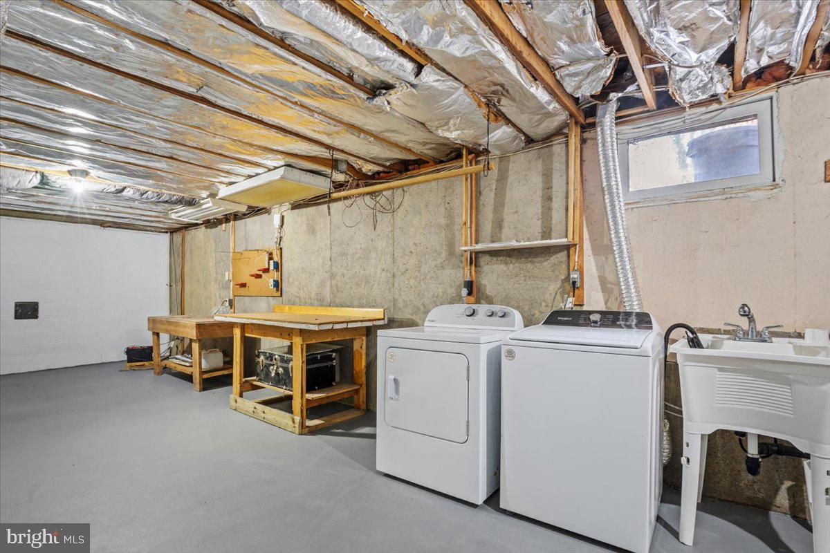 5711 Heming Avenue Springfield, VA 22151 - Photo 40 of 55