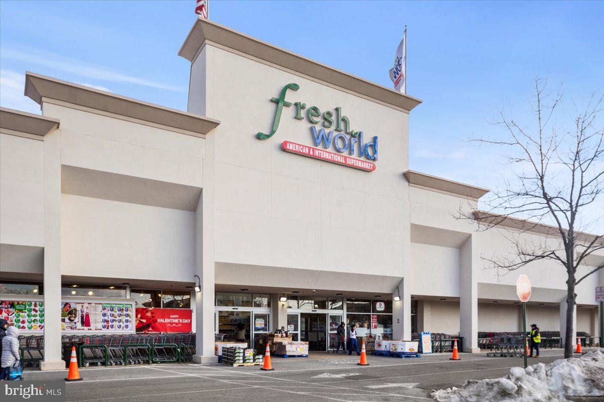 5711 Heming Avenue Springfield, VA 22151 - Photo 51 of 55