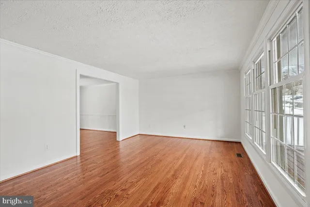 $850,000 | 5711 Heming Avenue, Springfield, VA 22151