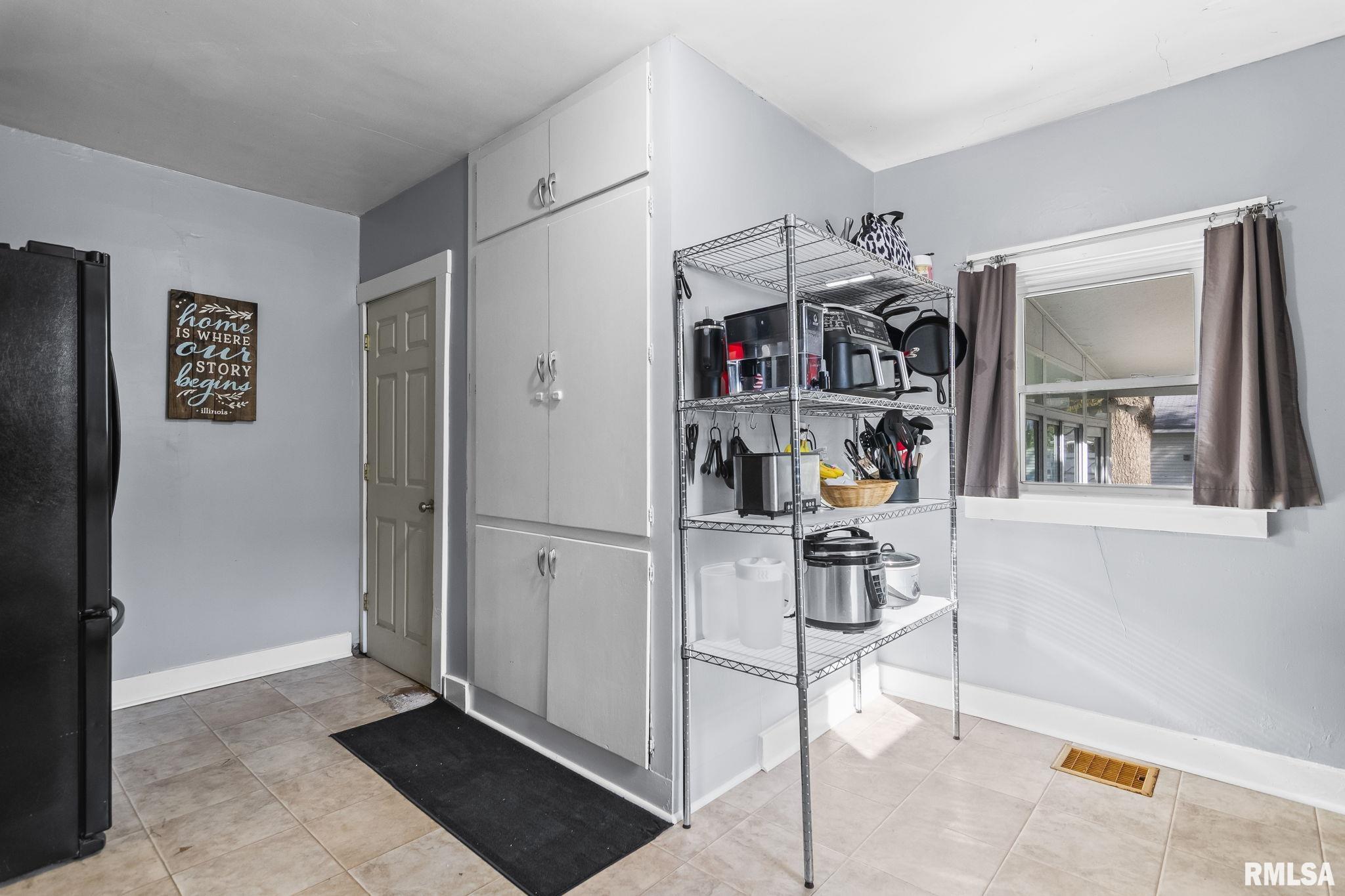 146 North State Street Springfield, IL 62702 - Photo 15 of 30