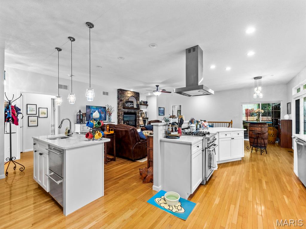 210 Fairwood Hills Road O'Fallon, IL 62269 - Photo 9 of 55