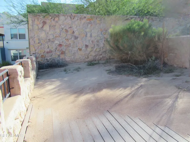 $239,900 | 4000 Camelot Heights Drive, Unit D, El Paso, TX 79912