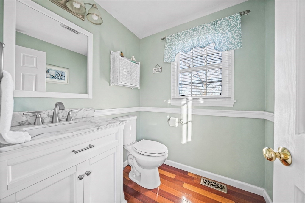 18 Franklin Hunt Road Rockland, MA 02370 - Photo 13 of 24