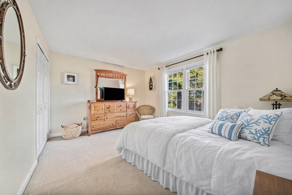 18 Franklin Hunt Road Rockland, MA 02370 - Photo 18 of 24