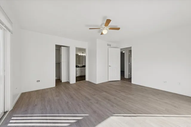 $335,000 | 1424 Phoenix Lane, Joliet, IL 60431