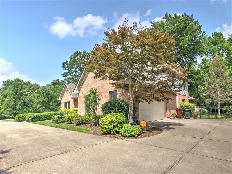 5488 Ridgevale Court Maineville, OH 45039 - Photo 2 of 27 Gallery Image 2