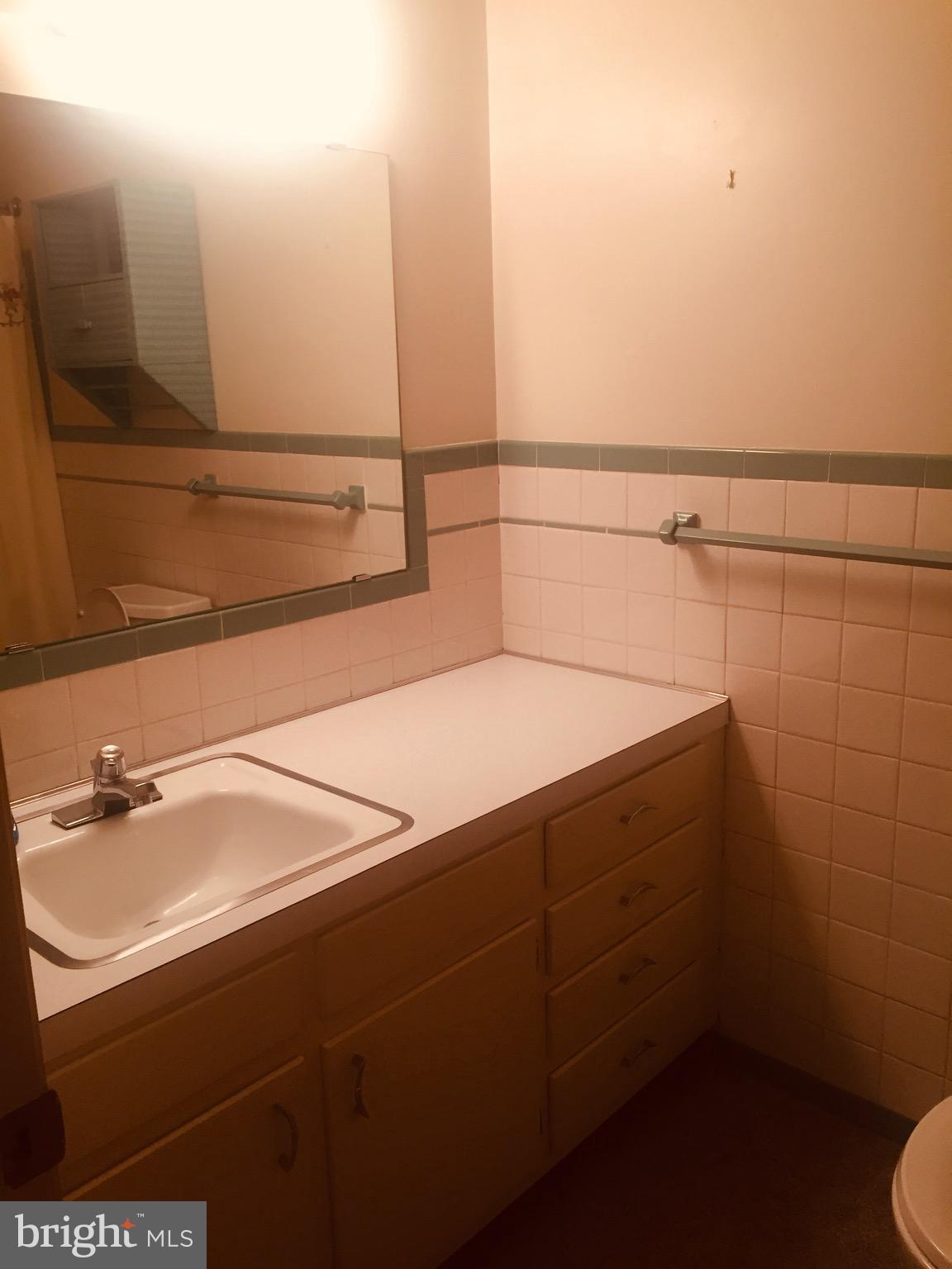 17824 Pin Oak Road Hagerstown, MD 21740 - Photo 11 of 27 Gallery Image 11