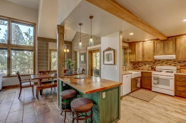 $1,669,000 | 212 Rio Vista Boulevard, McCall, ID 83638