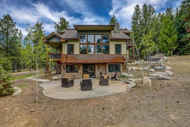 $1,669,000 | 212 Rio Vista Boulevard, McCall, ID 83638