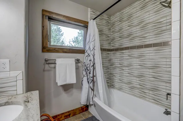 $1,669,000 | 212 Rio Vista Boulevard, McCall, ID 83638