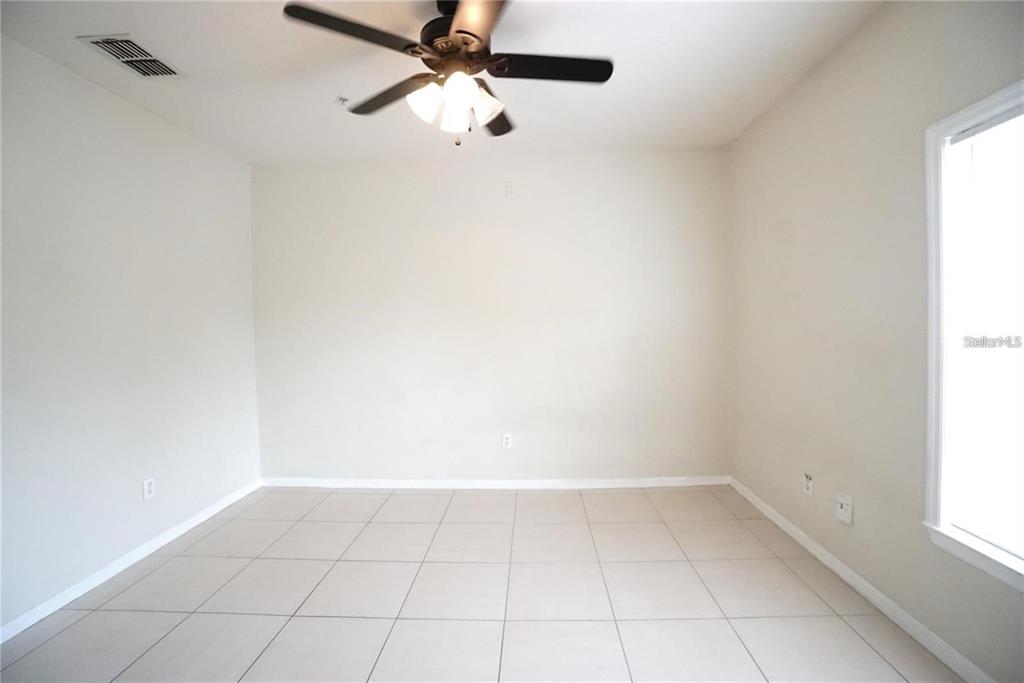 3577 Conroy Road, Unit 325 Orlando, FL 32839 - Photo 11 of 17